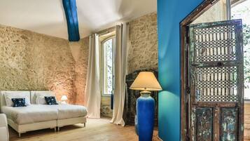 Exception Suite | 1 bedroom, premium bedding, minibar, in-room safe