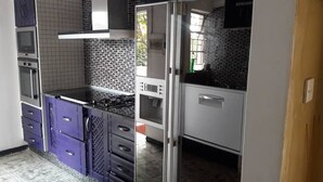 Standard Room, Accessible | Private kitchen - Amogelang Guest House (Kasane)