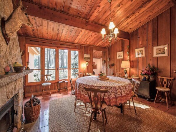 Ferienhaus, 3 Schlafzimmer | Wohnbereich | Flachbildfernseher