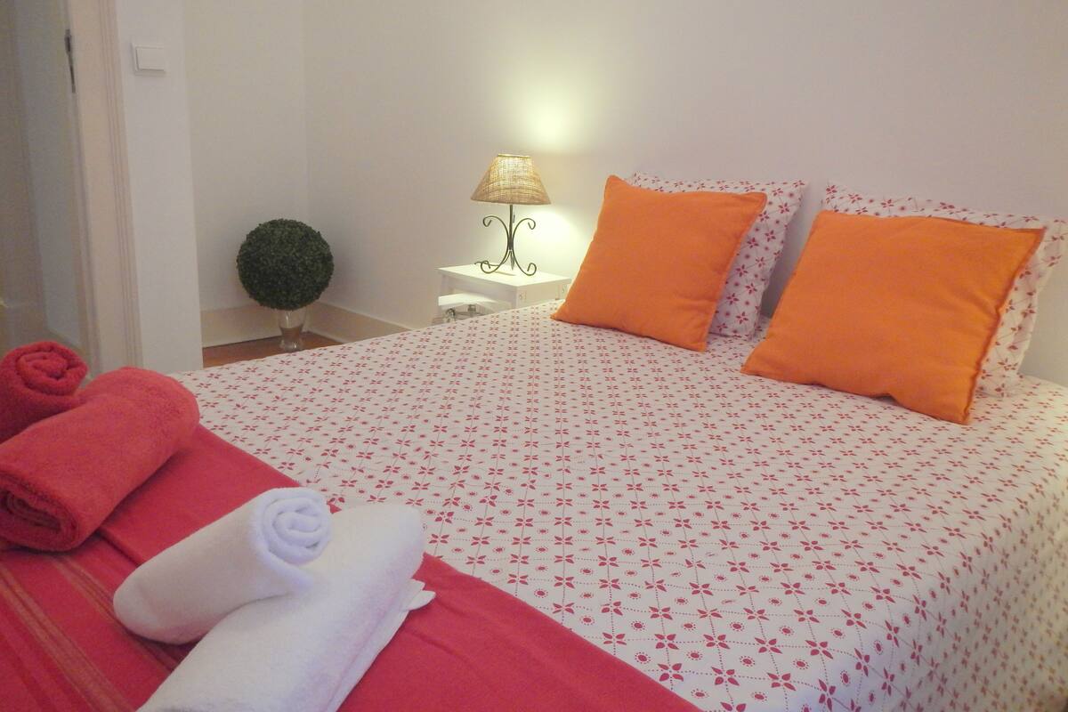 Doppelzimmer, Gemeinschaftsbad (Fire Room)