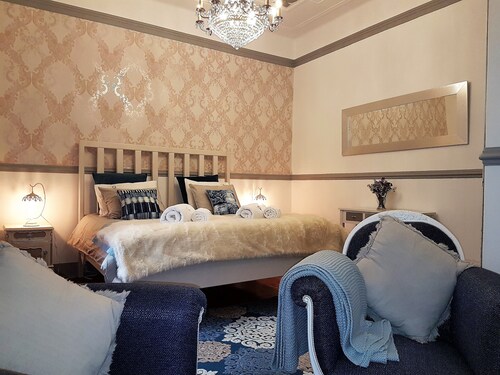 Estrela Charming Rooms by Host-Point