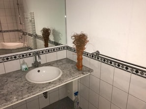 Kamar mandi