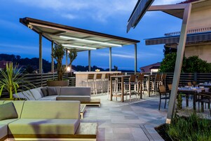 Bar (en la propiedad)