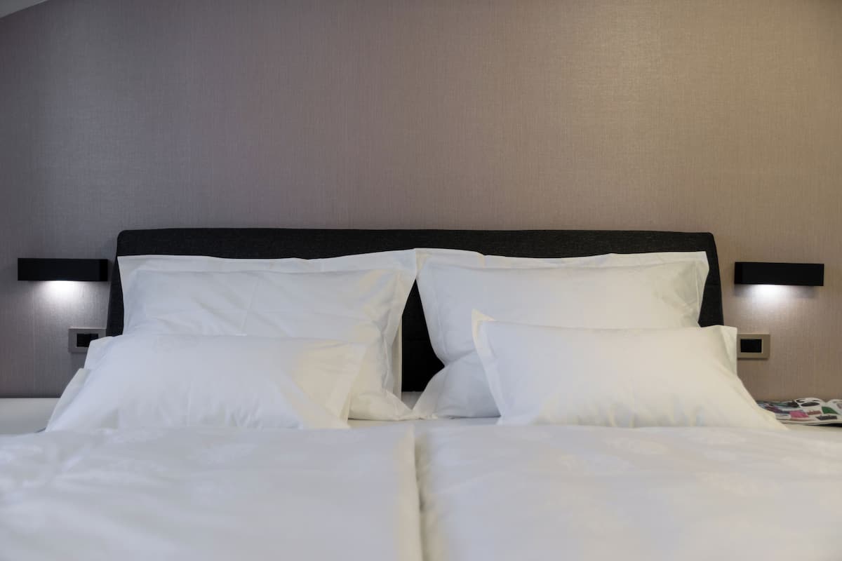 Premium bedding, Tempur-Pedic beds, in-room safe, blackout curtains