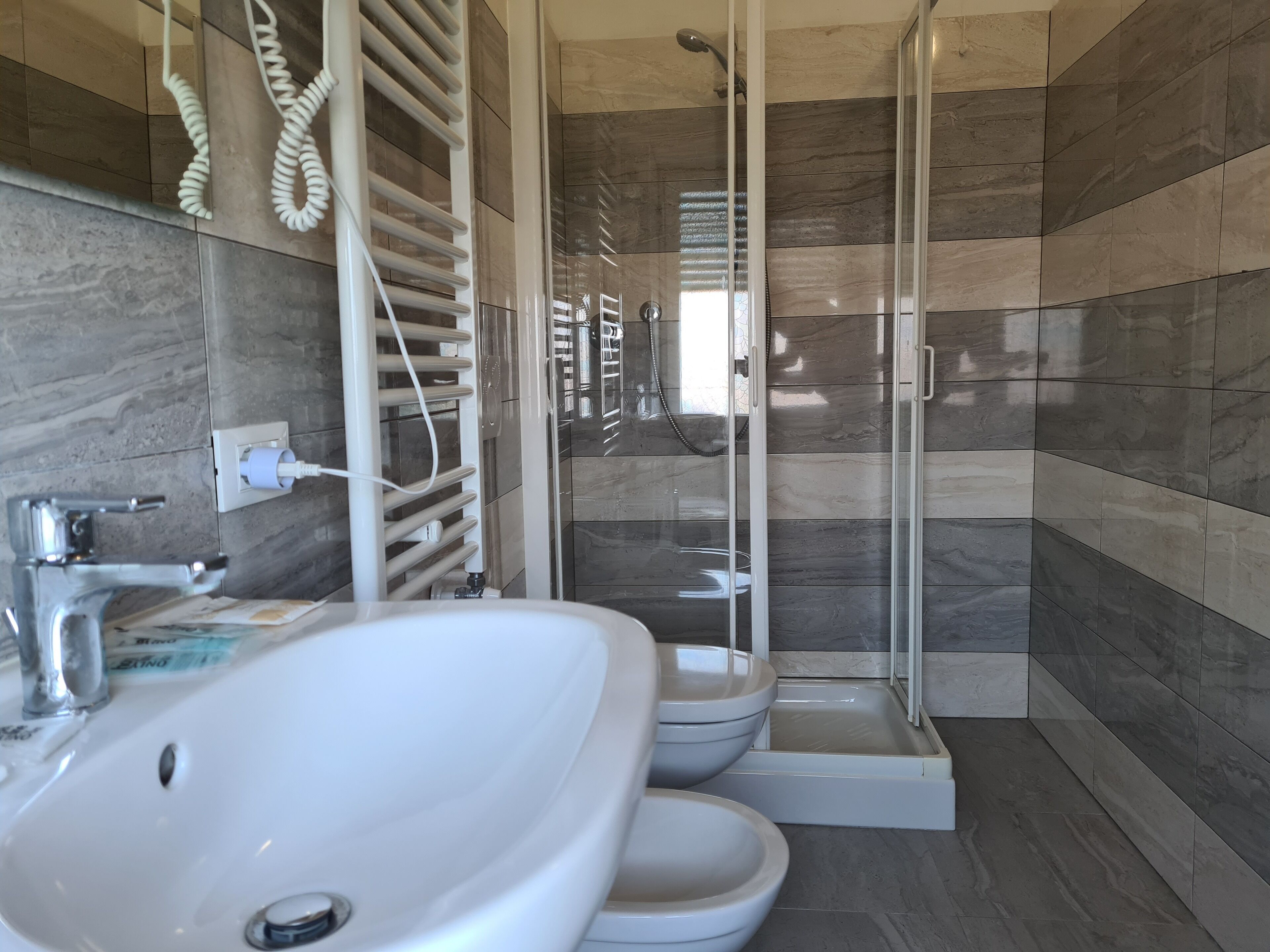 Camera tripla | Bagno | Vasca da bagno a immersione totale, soffione a pioggia