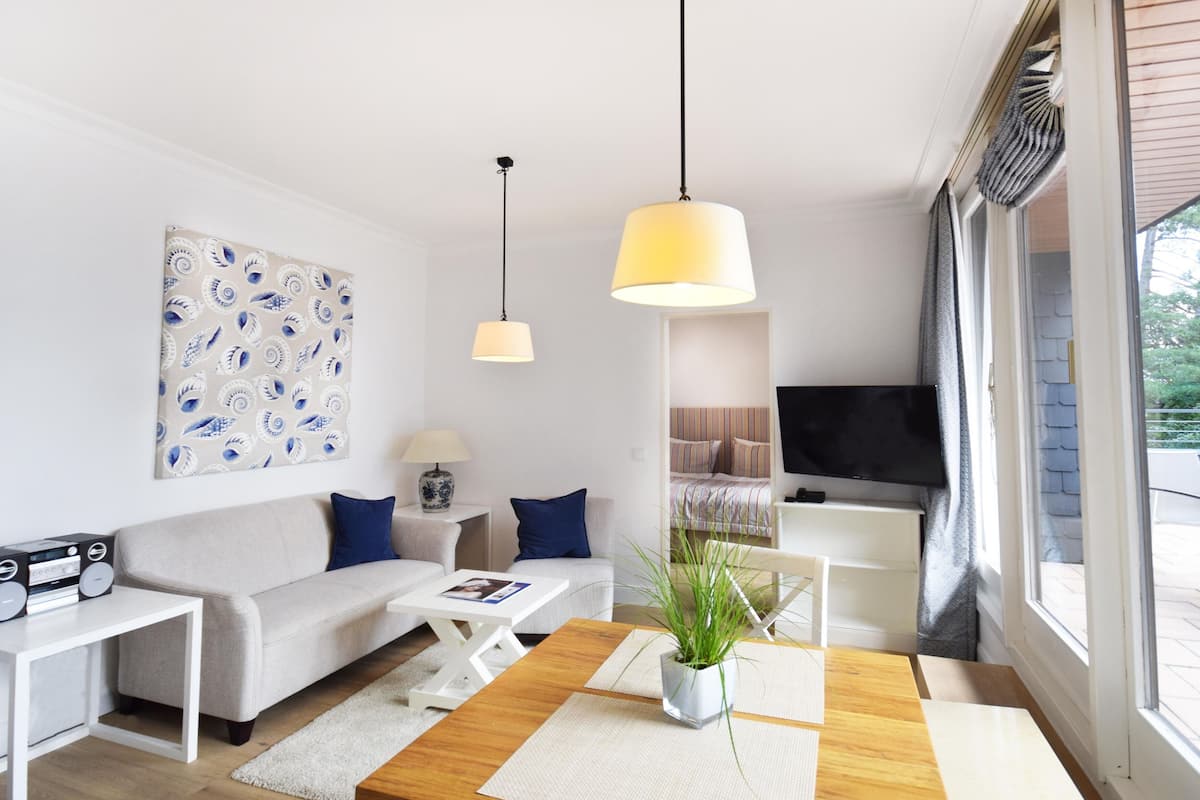 Studio, valtameren rannalla | Oleskelualue | Taulutelevisio
