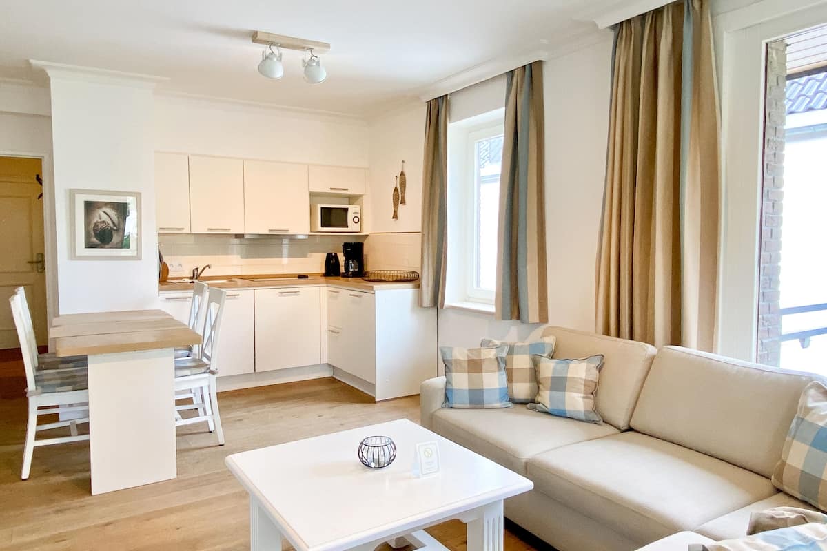 family suite | living area | flat-screen tv