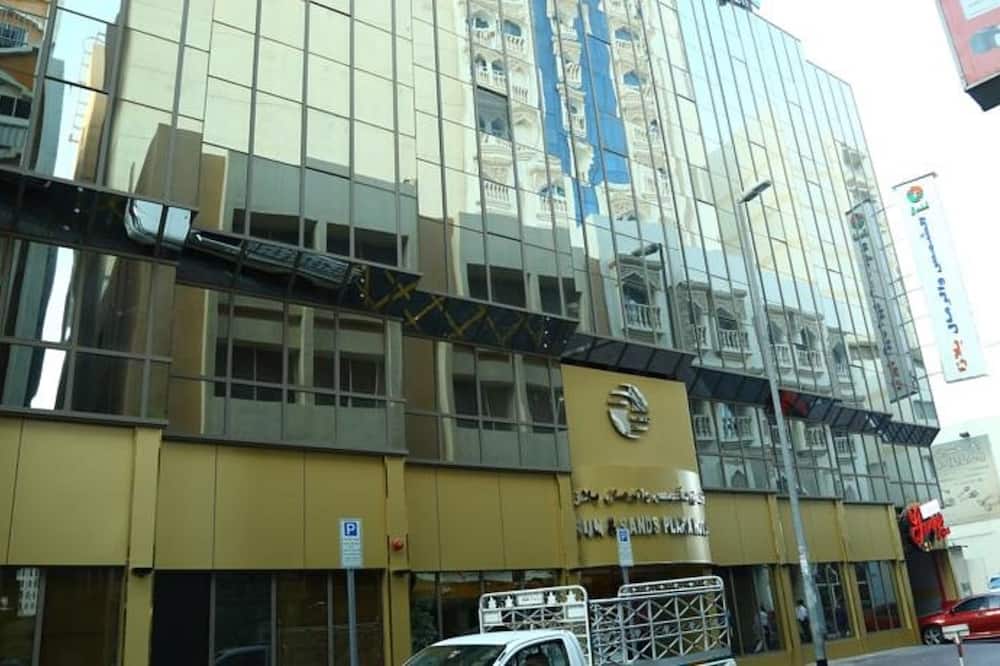 Sun and Sands Plaza Hotel