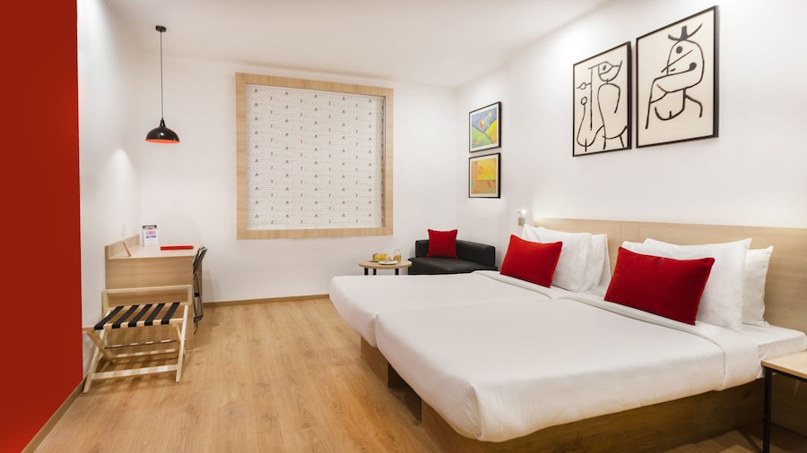 Red Fox by Lemon Tree Hotels, Dehradun