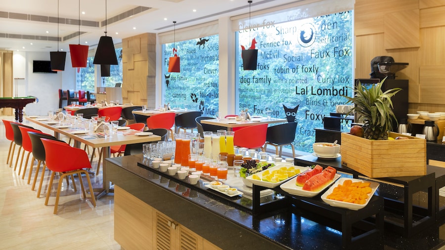 Red Fox by Lemon Tree Hotels, Dehradun