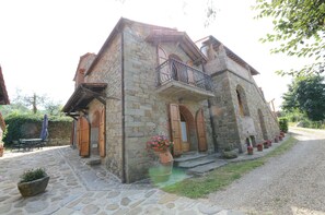 Exterior - Agriturismo La Casella (Castelfranco Piandisco)