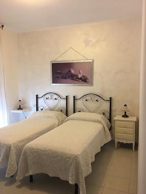 Comfort Double or Twin Room, Balcony