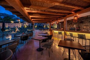 Daily breakfast for a fee - Mykonos Cactus (Mykonos)