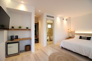 Deluxe Double or Twin Room, 1 Queen Bed, Non Smoking | 1 bedroom, in-room safe, individually furnished, desk - Mykonos Cactus (Mykonos)