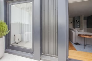 Luxury Studio, Balcony | Balcony