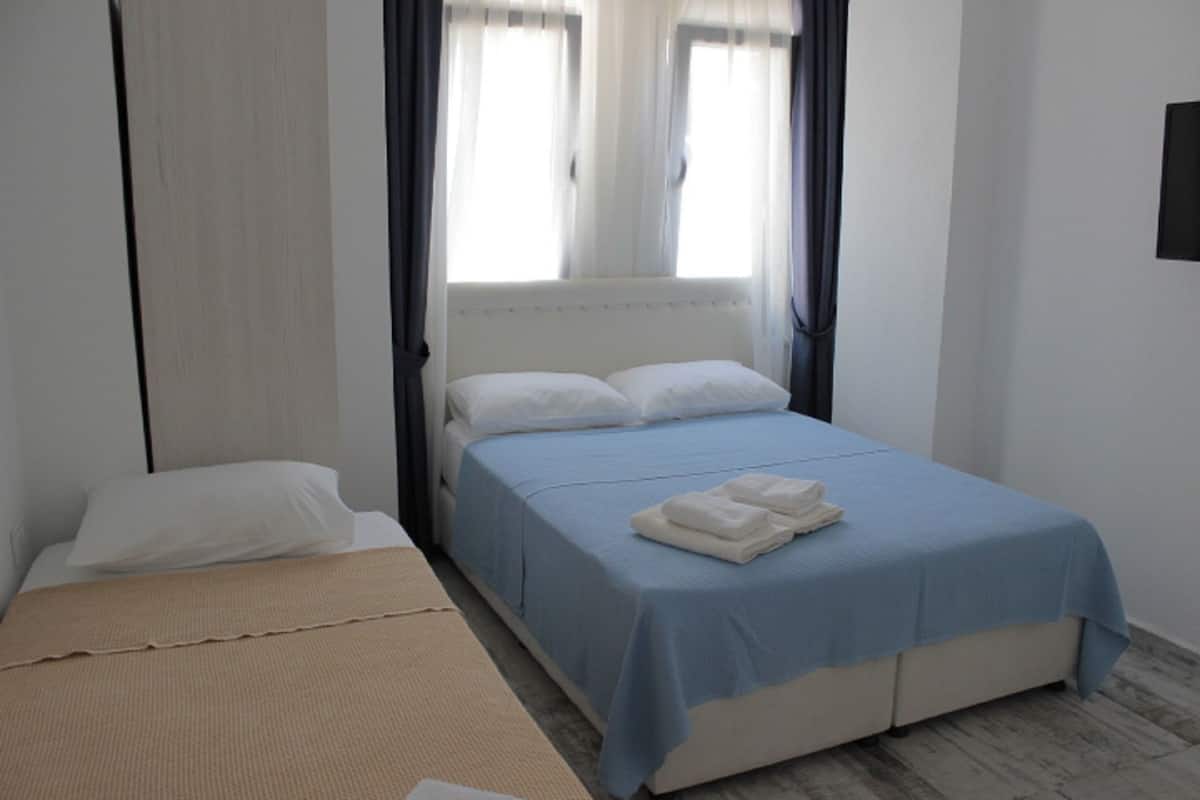 Standard-Dreibettzimmer, Stadtblick | Kostenloses WLAN