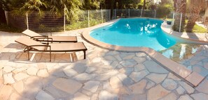 Outdoor pool, sun loungers