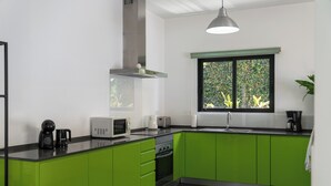 Villa, privat basseng | Eget kjøkken | Espressomaskin, kaffetrakter/tekoker, kjøleskap og mikrobølgeovn