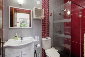 วิลล่า, สระว่ายน้ำส่วนตัว | ห้องน้ำ | ฝักบัว, ฝักบัวนวดด้วยพลังน้ำ, ไดร์เป่าผม, ผ้าเช็ดตัว