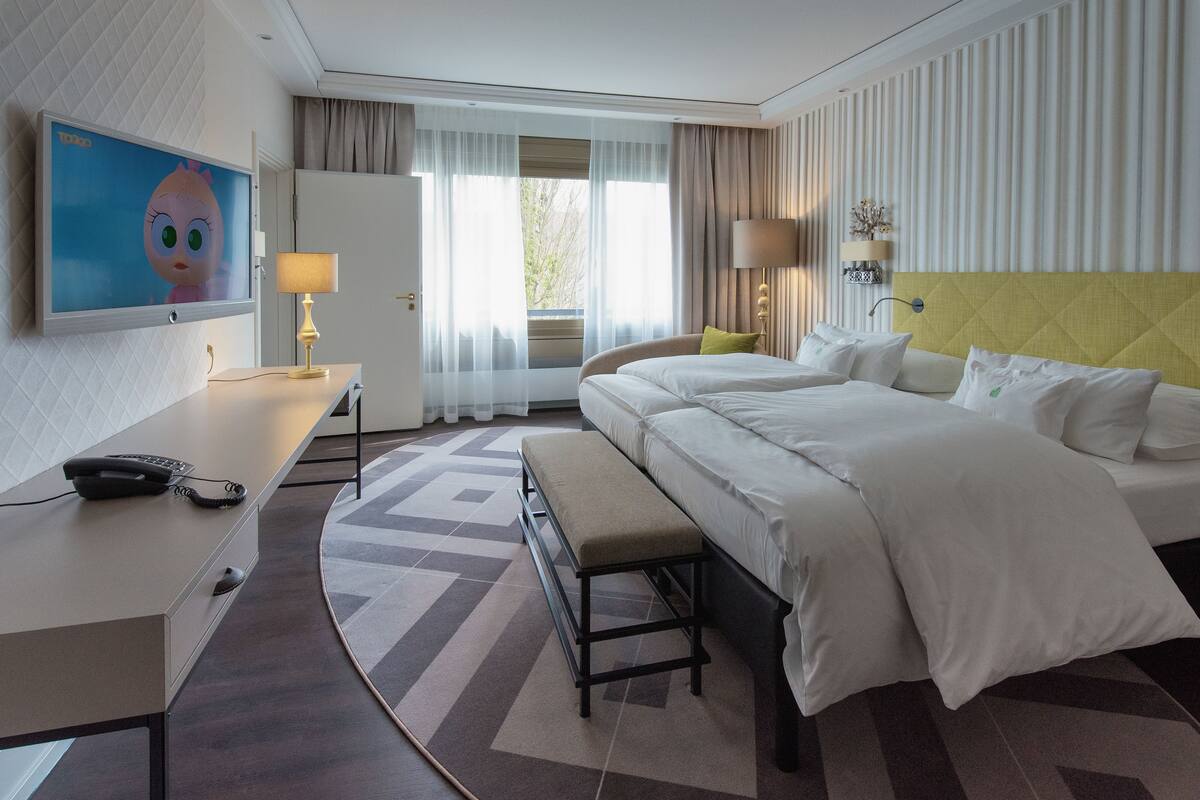 superior double room | hypo-allergenic bedding, in-room safe, individually decorated