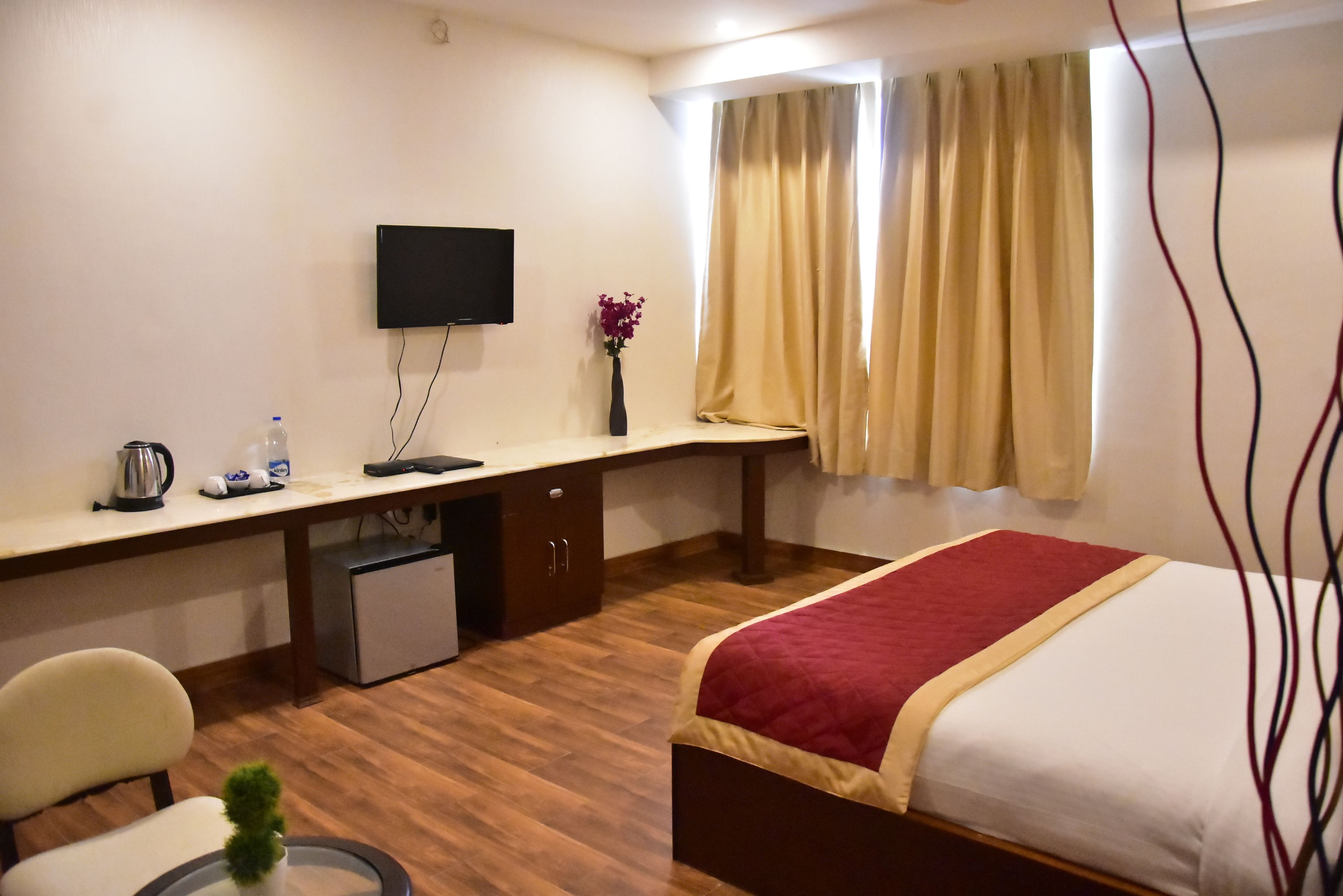Executive Single Room, Non Smoking | 1 bilik tidur, langsir/tirai gelap terus, kalis bunyi 