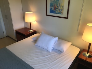 Apartment, 4 Schlafzimmer | 4 Schlafzimmer, Schreibtisch, kostenloses WLAN