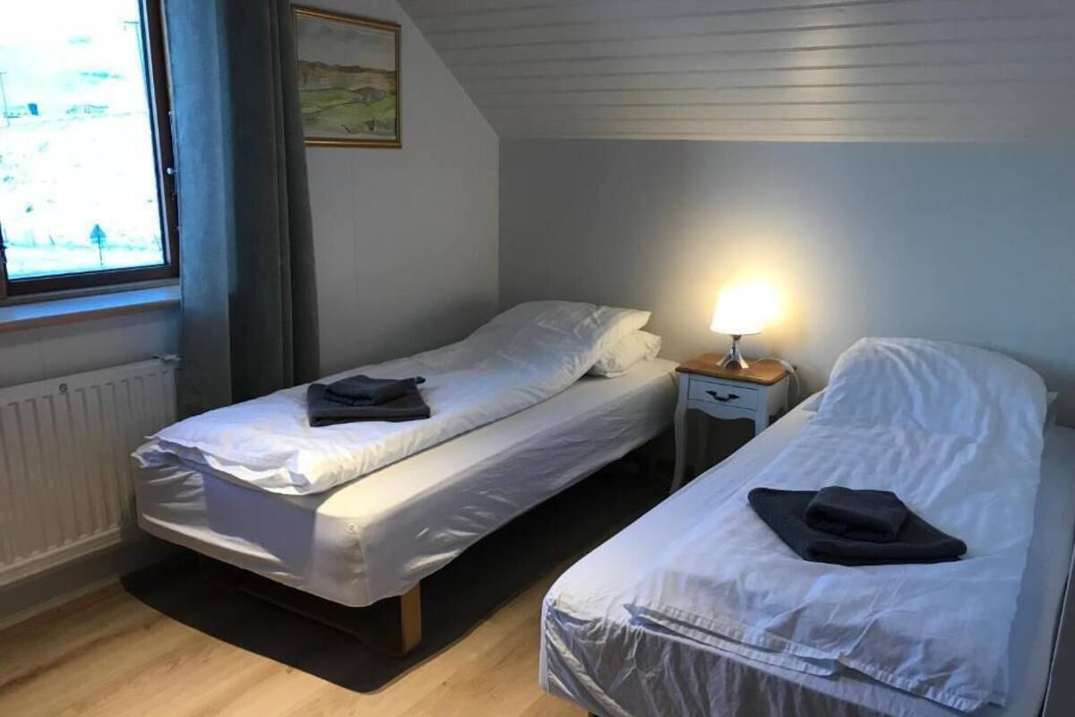 Double room 6 with mountain view | Blackout drapes, WiFi (free), bed sheets