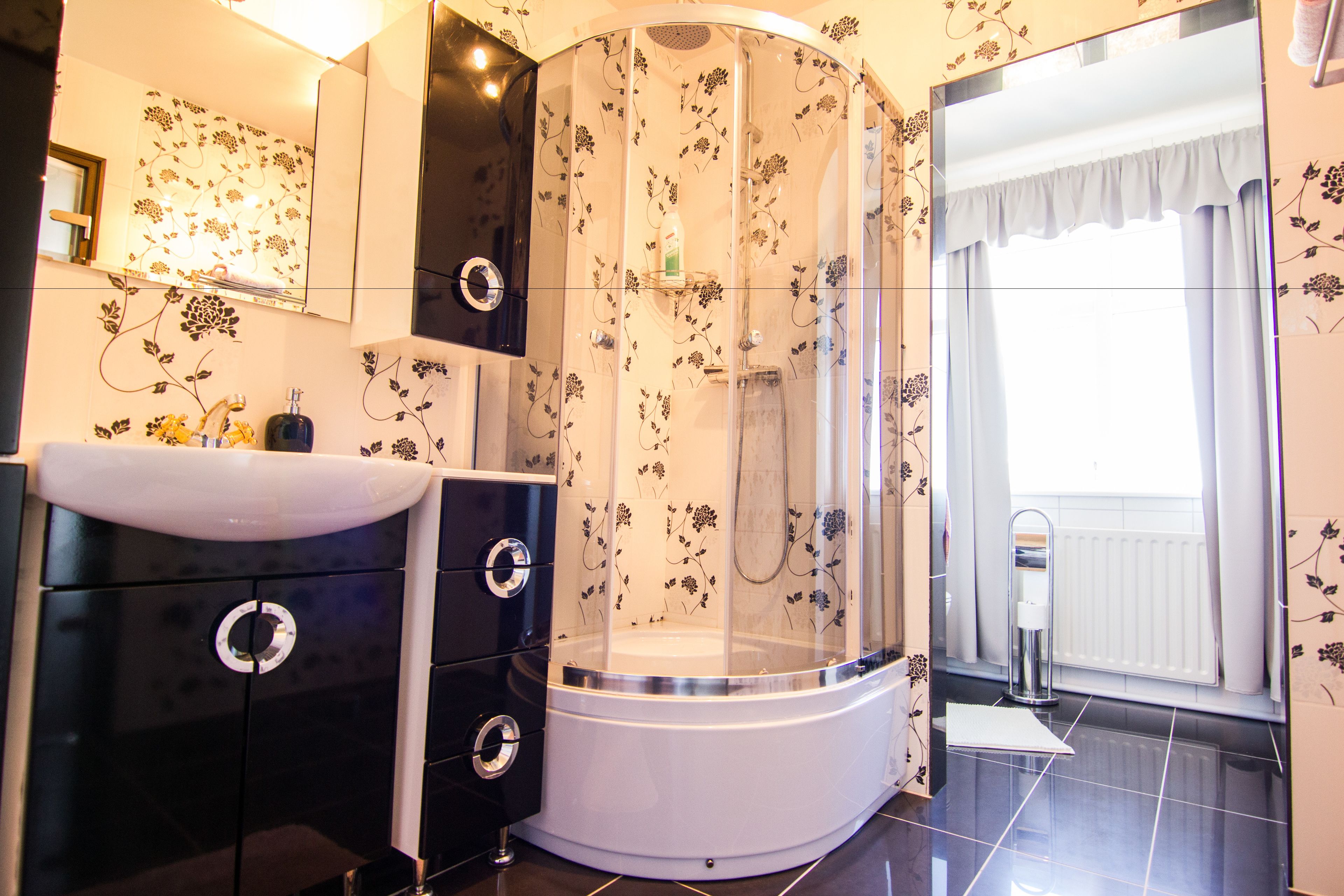 apartment, 1 bedroom | bathroom | shower, free toiletries, hair dryer, towels