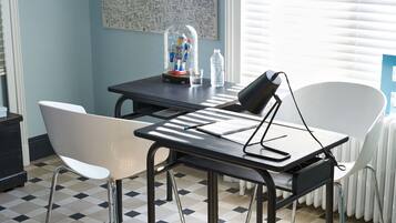 Double or Twin Room (Constance) | Living area