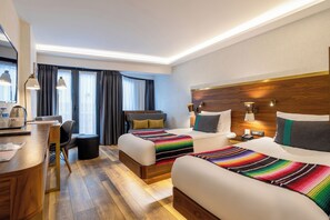 Deluxe Twin Room | Minibar, in-room safe, desk, soundproofing - HAY Hotel Alsancak (Izmir)
