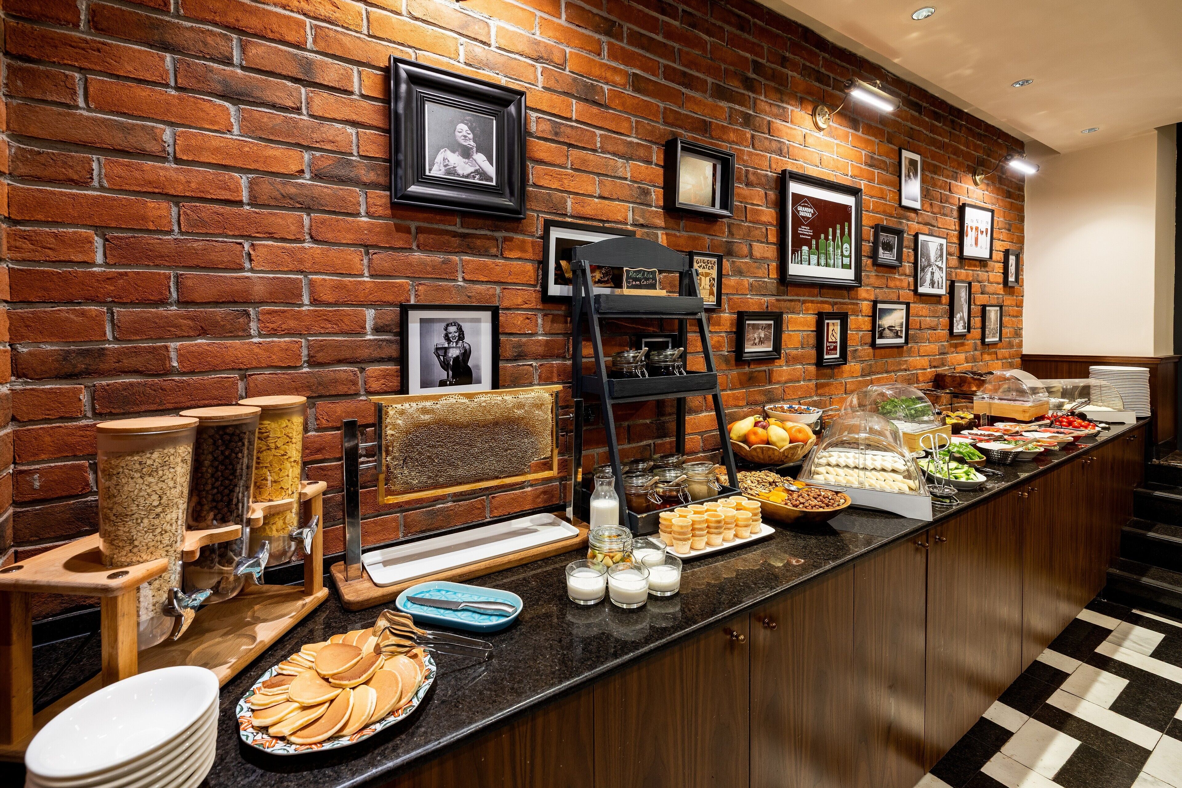 Foto - Hay Hotel Alsancak