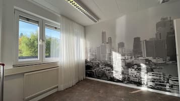 Economy Apartment, Multiple Beds, Shared Bathroom