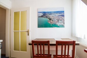 Business Apartment, 2 Bedrooms | Private kitchen | Fridge, microwave, stovetop, espresso maker