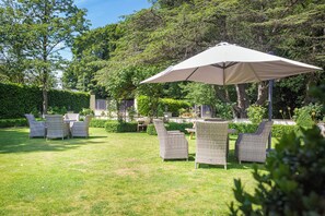 BBQ/picnic area -  The Pheasant Hotel, Holt, Norfolk (Holt)