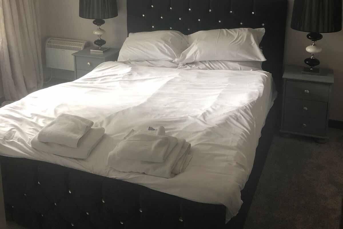 Individually decorated, individually furnished, desk, bed sheets