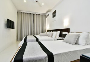 Standard Triple Room, 1 Bedroom, Mountain View