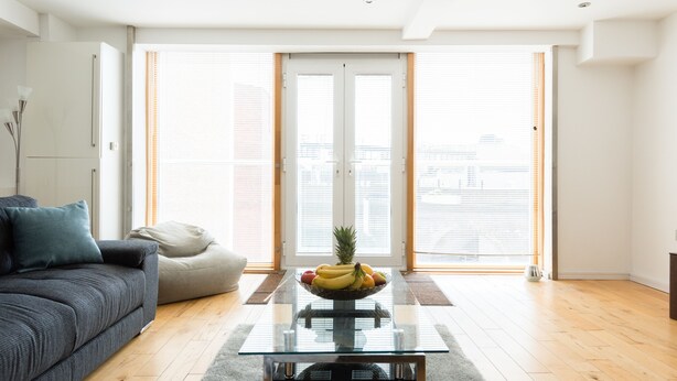 Apartment, Non Smoking (9995) | Living area | Flat-screen TV, Netflix