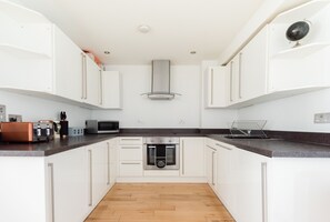 Private kitchen - Platinum Apartment next to London Bridge 9995 (London)
