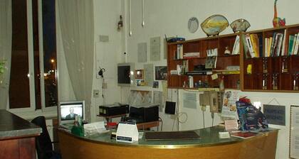 Albergo Cavour SELF CHECK-IN