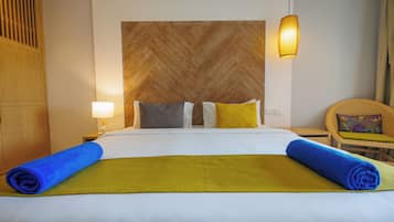 Standard Double Room (Swim Up) | Frette Italian sheets, premium bedding, minibar, in-room safe