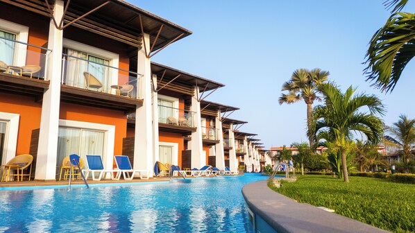 Standard Double Room (Swim Up) | Exterior - African Princess Beach Hotel (Serrekunda)