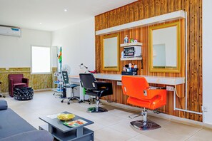 6 treatment rooms - African Princess Beach Hotel (Serrekunda)