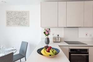 Apartment, 2 Bedrooms, Non Smoking | Living area