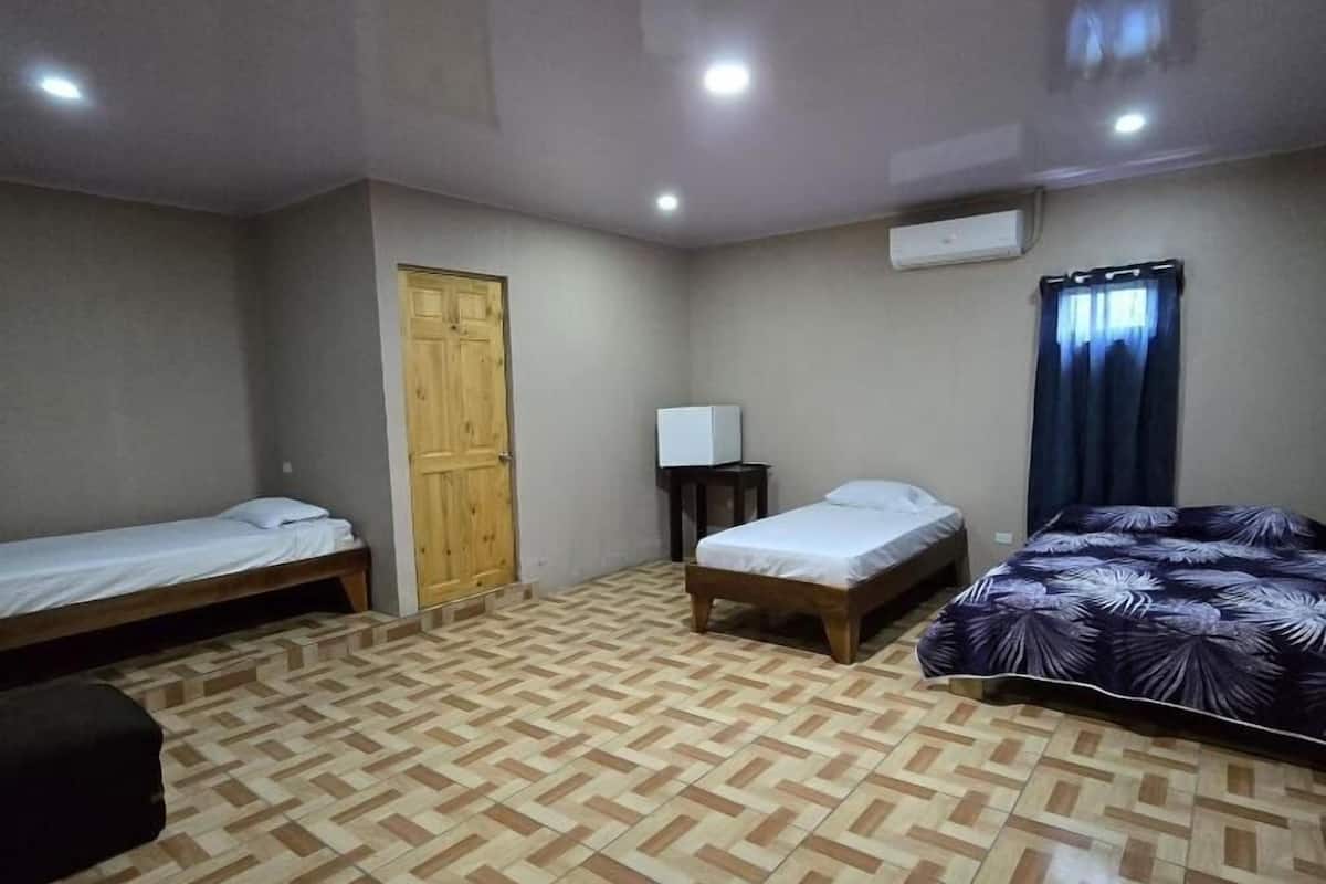Wifi gratis y ropa de cama