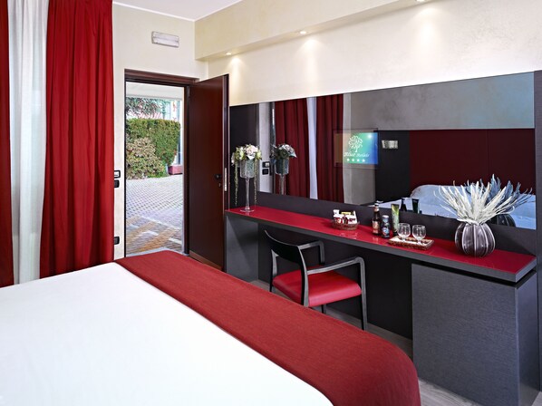 Bügeleisen/Bügelbrett, kostenloses WLAN