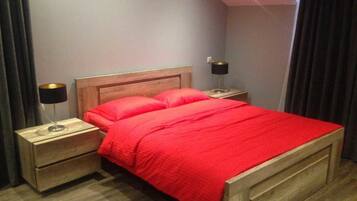 Villa, 4 Bedrooms, Non Smoking | 1 bedroom, in-room safe, iron/ironing board, free wired Internet