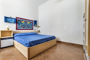 Huoneisto, pohjakerroksessa | Ilmainen Wi-Fi, vuodevaatteet