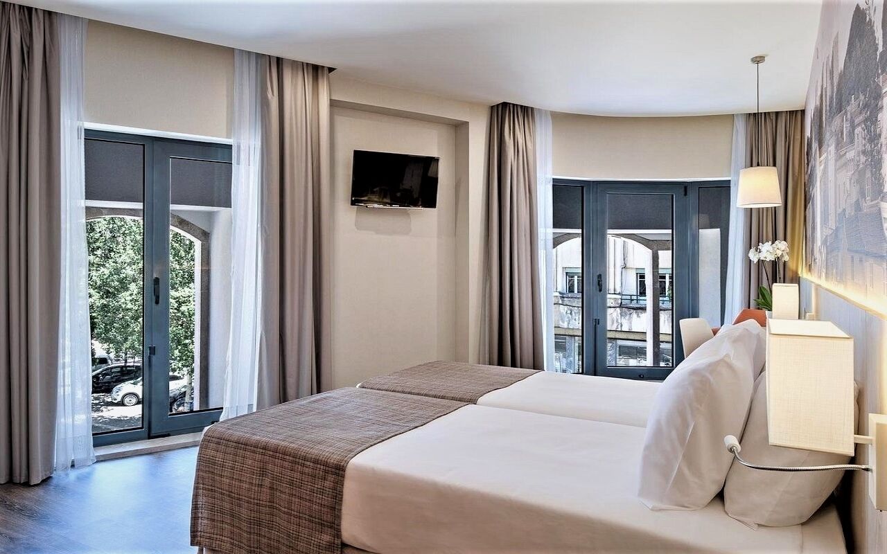Minibar, in-room safe, desk, soundproofing