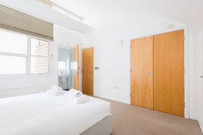 Apartment, 2 Schlafzimmer, Nichtraucher | 3 Schlafzimmer, individuell dekoriert, individuell eingerichtet
