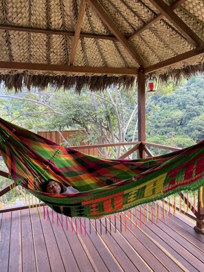 Waterfall View's King Deluxe | Uitzicht vanaf balkon